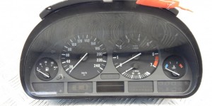 Щиток приборов (приборная панель) BMW 5-series (E39) 62 11 6 907 015