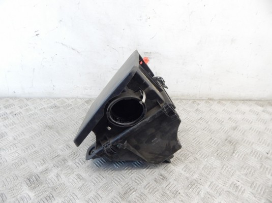 Корпус воздушного фильтра BMW 3-series (E46) 13 71 7 501 971