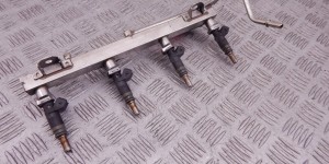 Форсунка BMW 1-series (E87) 13 53 7 506 158