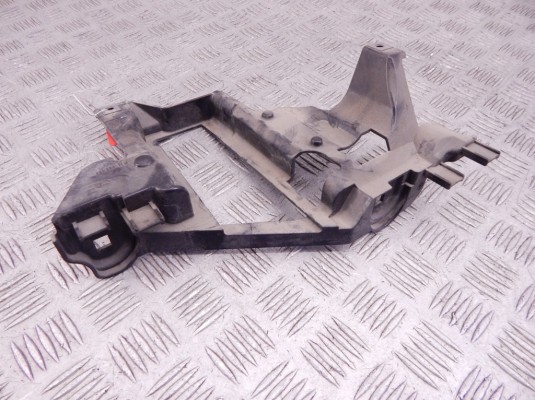 Крепление фары правой BMW X5-series (E53) 63 12 6 927 798