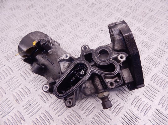Корпус масляного фильтра BMW 5-series (E60/61) 11 42 7 805 408