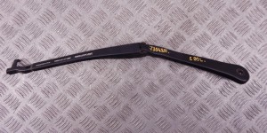 Щеткодержатель (поводок стеклоочистителя, дворник) BMW 3-series (E90/91/92) 61 61 7 171 639