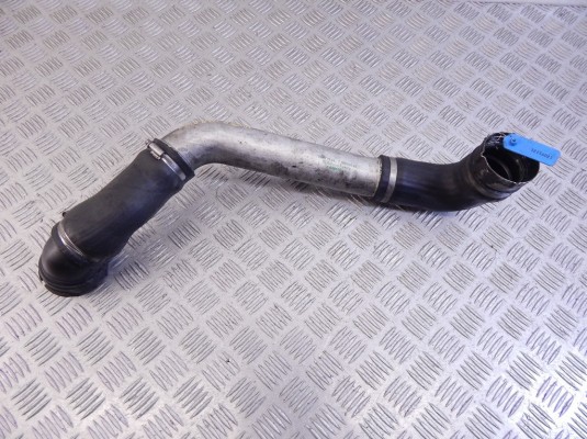Патрубок интеркулера BMW 5-series (E60/61) 11 61 7 793 896