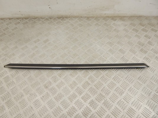 Молдинг двери задней левой BMW 5-series (E39) 51 13 8 184 479