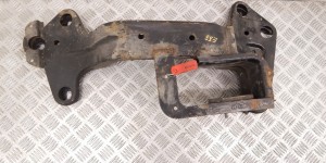 Кронштейн КПП BMW X5-series (E53) 22 31 6 762 275