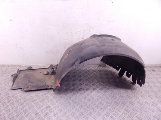 Защита арок передняя правая (подкрылок) BMW 3-series (E46) 51 71 8 269 084