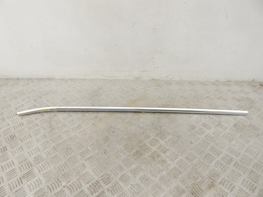 Молдинг стекла двери передней правой наружный BMW X5-series (E70)