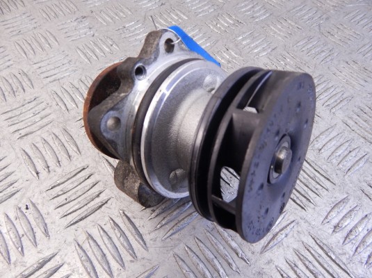 Помпа BMW X5-series (E53) 11 51 7 509 985