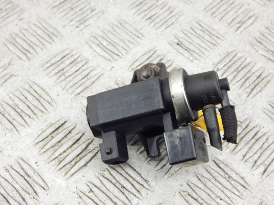 Преобразователь давления (соленоид наддува/EGR) BMW X5-series (E53) 11 74 2 247 906 Преобразователь давления (соленоид наддува/EGR) BMW X5-series (E53) 11 74 2 247 906