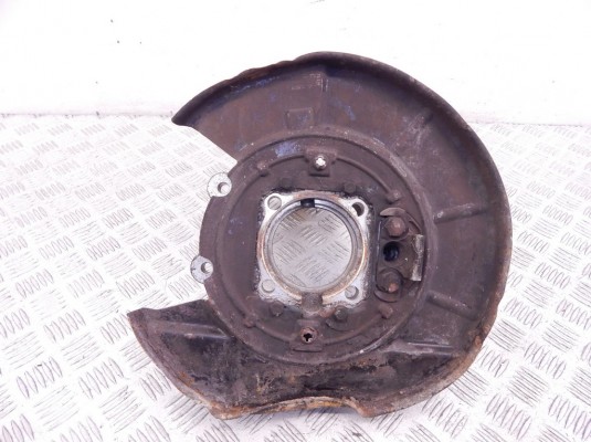 Ступица задняя правая BMW X5-series (E53) 33 32 1 095 240