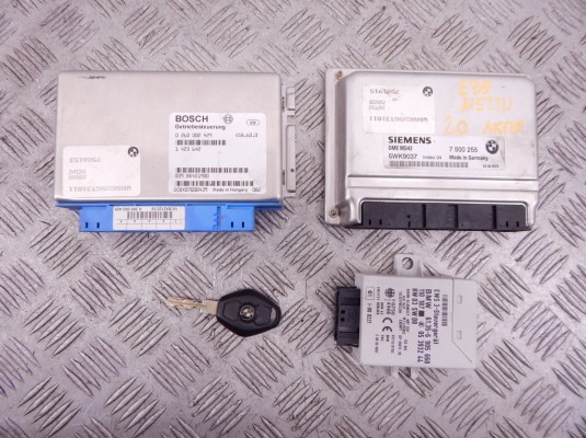Блок управления двигателем BMW 5-series (E39) 12 14 7 500 255