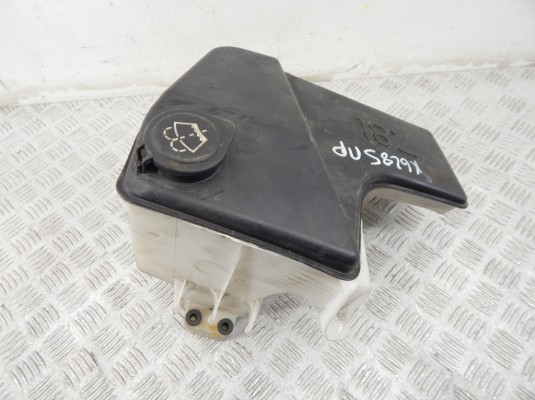Бачок омывателя BMW X5-series (E53) 61 67 8 252 738