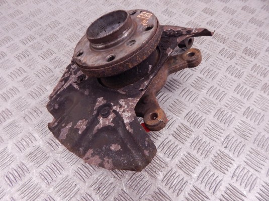 Ступица передняя левая BMW X5-series (E53) 31 21 6 761 575