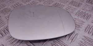 Стекло зеркала наружного правого BMW 3-series (E90/91/92) 51 16 7 252 894 Стекло зеркала наружного правого BMW 3-series (E90/91/92) 51 16 7 252 894