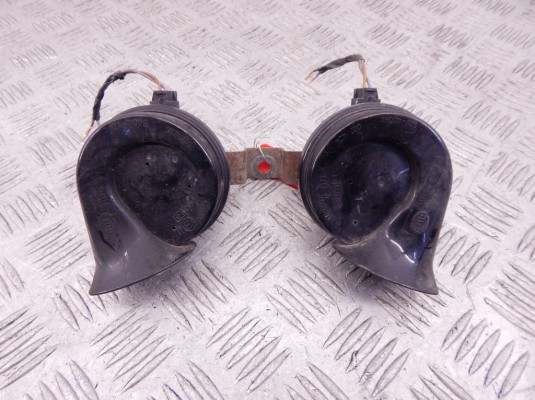 Сигнал (клаксон) BMW X5-series (E53) 61 33 8 381 271