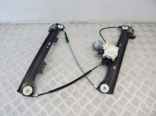 Стеклоподъемник электрический передний левый BMW 5-series (E60/61) 51 33 7 075 667
