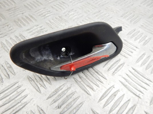 Ручка внутренняя передняя правая BMW 7-series (E38) 51 21 8 125 514