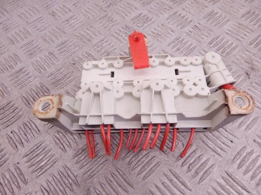 Блок предохранителей BMW 5-series (E39) 61 13 8 367 253