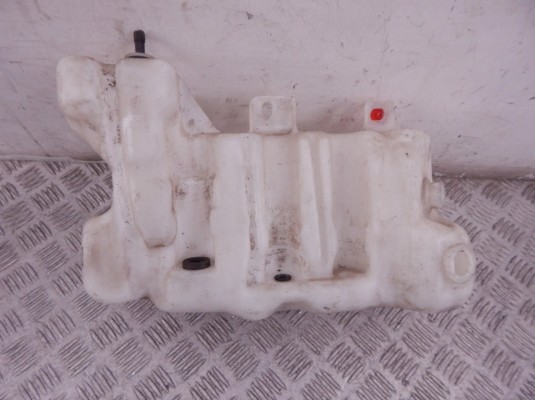 Бачок омывателя BMW 5-series (E39) 61 67 8 364 941