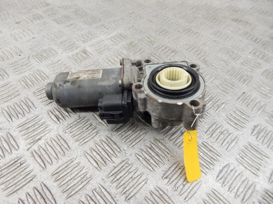 Электромотор раздаточной коробки BMW X3-series (E83) 27 10 7 566 250