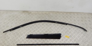 Молдинг двери передней правой BMW X5-series (E53) 51 32 8 257 702