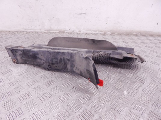 Защита арок передняя правая (подкрылок) BMW 3-series (E90/91/92) 51 71 8 045 400