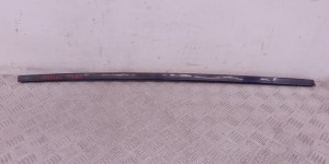 Молдинг двери передней левой BMW 7-series (E38) 51 21 8 158 185
