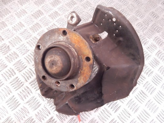 Ступица передняя правая BMW 3-series (E46) 31 21 1 096 430