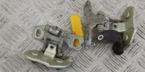 Петля крышки багажника BMW 1-series (E87) 41 62 7 067 219