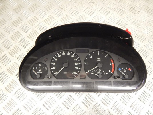 Щиток приборов (приборная панель) BMW 3-series (E46) 62 11 6 911 288
