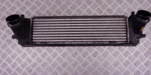 Интеркулер BMW 3-series (F30/31) 17 51 7 600 530 Интеркулер BMW 3-series (F30/31) 17 51 7 600 530