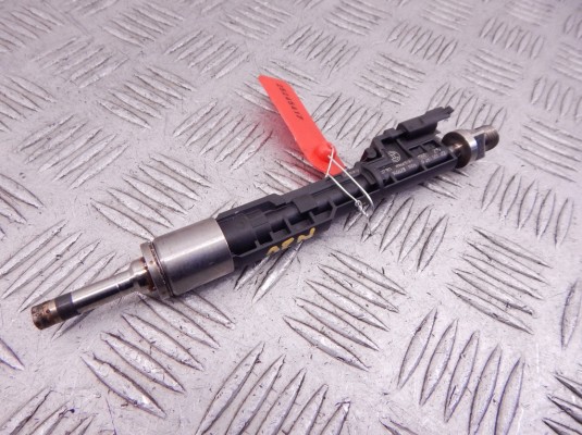 Форсунка BMW 4-series (F32/33/36) 13 64 7 639 994