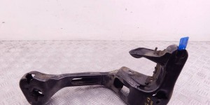 Кронштейн КПП BMW X3-series (E83) 22 31 3 402 272
