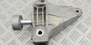 Кронштейн двигателя BMW 7-series (F01/02) 22 11 6 775 911 Кронштейн двигателя BMW 7-series (F01/02) 22 11 6 775 911