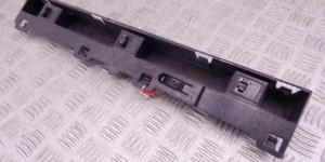 Кронштейн крепления порога BMW 4-series (F32/33/36) 51 77 7 320 206 Кронштейн крепления порога BMW 4-series (F32/33/36) 51 77 7 320 206