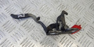 Крюк капота BMW 3-series (E46) 51 23 8 213 029