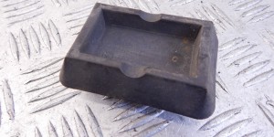 Опора под домкрат (поддомкратная подушка) BMW 5-series (E39) 51 71 8 204 244