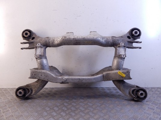 Балка подвески задняя BMW 7-series (E65/66) 33 31 6 779 789