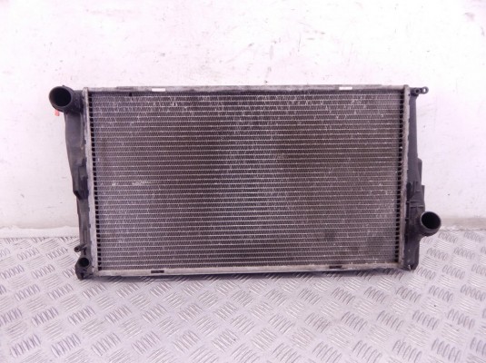 Радиатор (основной) BMW 3-series (E90/91/92) 17 11 7 788 903