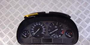 Щиток приборов (приборная панель) BMW 5-series (E39) 62 11 8 375 669