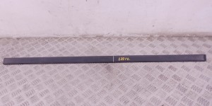 Молдинг двери передней правой BMW 5-series (E39) 51 13 8 159 296 Молдинг двери передней правой BMW 5-series (E39) 51 13 8 159 296