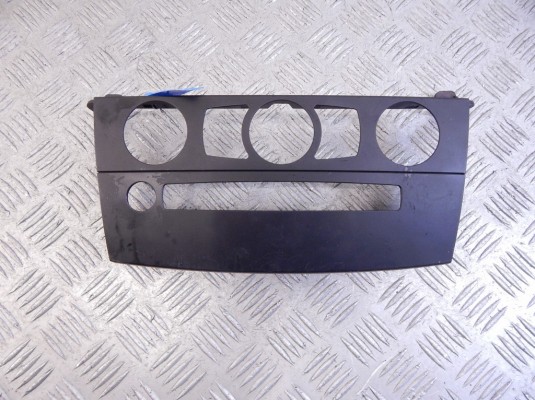 Рамка блока управления печки/климат-контроля BMW 5-series (E60/61) 51 45 7 063 145