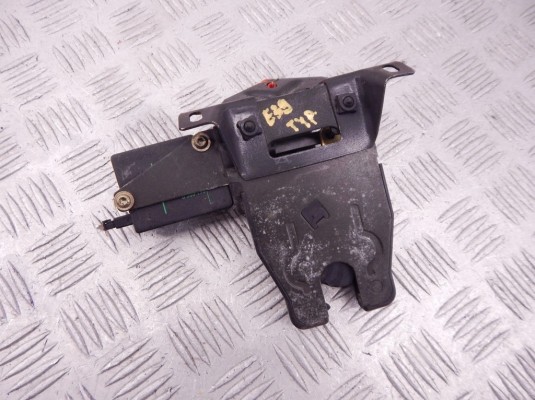 Замок багажника BMW 5-series (E39) 51 24 8 168 892 Замок багажника BMW 5-series (E39) 51 24 8 168 892