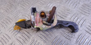 Ограничитель открывания двери передней BMW 3-series (E46) 51 21 8 204 173