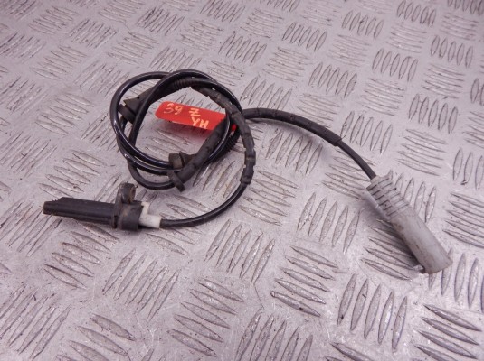 Датчик ABS задний BMW 5-series (E39) Датчик ABS задний BMW 5-series (E39)