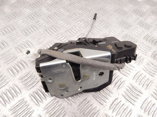 Замок двери передней правой BMW 3-series (E46) 51 21 8 206 408