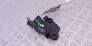 Замок двери передней левой BMW 3-series (E46) 51 21 7 011 241