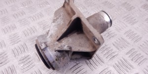 Кронштейн полуоси BMW 7-series (F01/02) 31 50 7 588 949