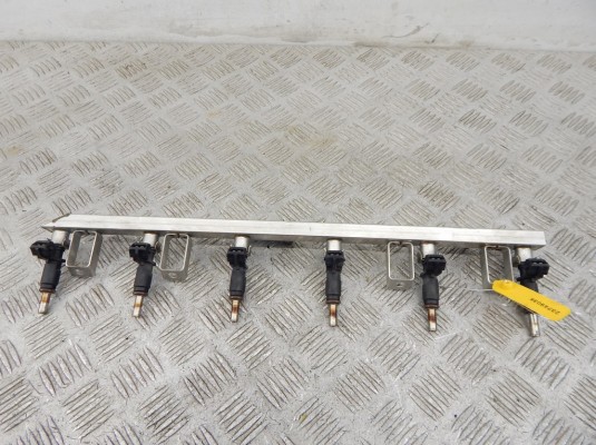 Форсунка BMW X3-series (E83) 13 53 7 531 634 Форсунка BMW X3-series (E83) 13 53 7 531 634