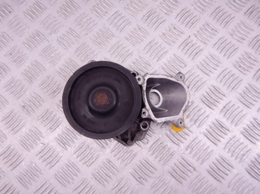 Помпа BMW X3-series (E83) 11 51 7 790 471 Помпа BMW X3-series (E83) 11 51 7 790 471